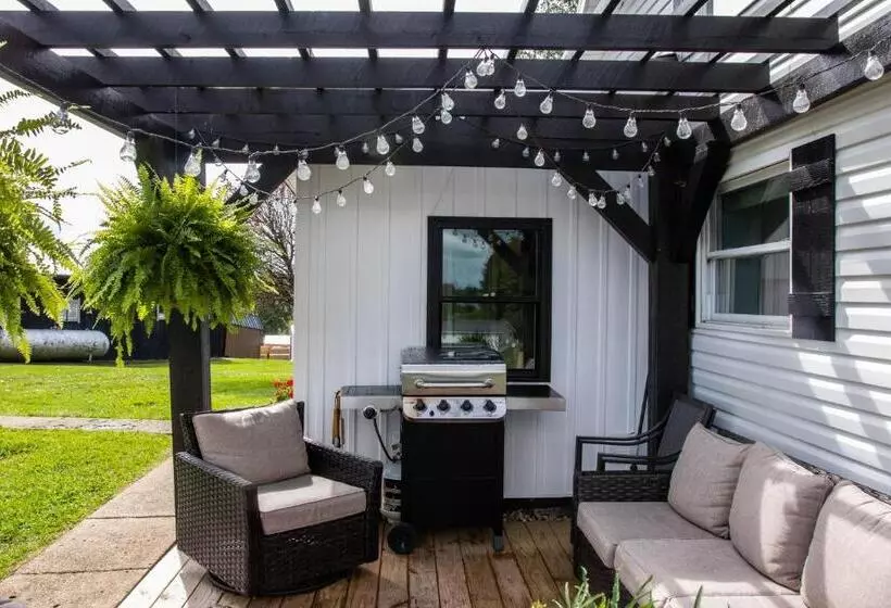 Farmhouse Of Blessings