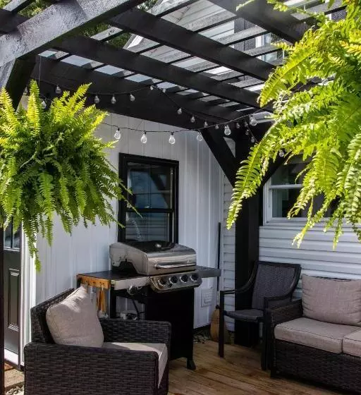 Farmhouse Of Blessings