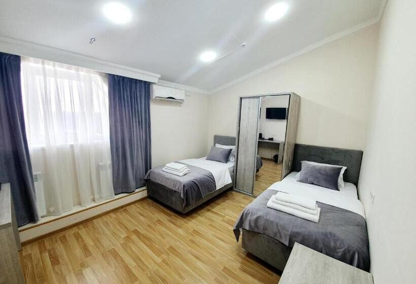 هتل Shosh Boutique