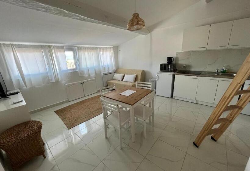 Studio Centre Ville Les Arcs Avec Vue Sur Massif Des Maures