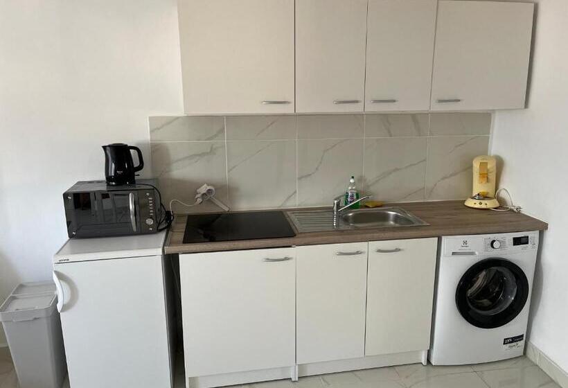 Studio Centre Ville Les Arcs Avec Vue Sur Massif Des Maures