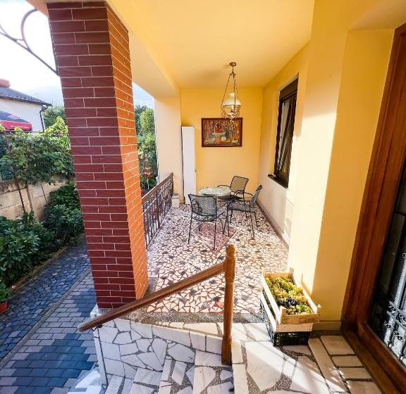 Subarini Garden Apartment