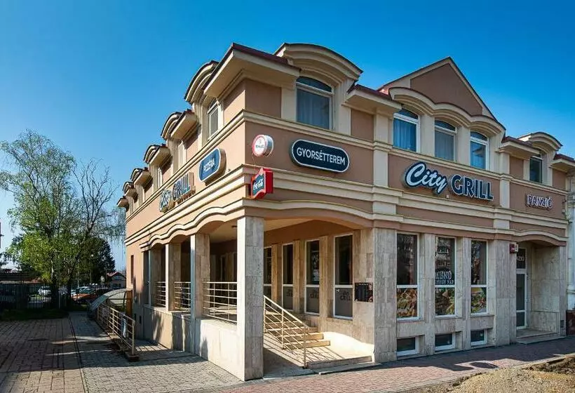 ベッドアンドブレックファースト City Panzió