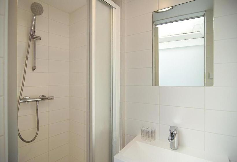 Bed and Breakfast Cosy Apartment Right In The City Center With Airco!