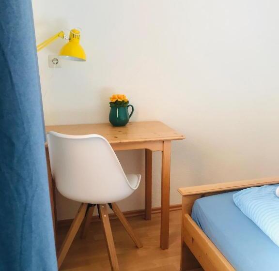 住宿加早餐  Sporthostel Rössle