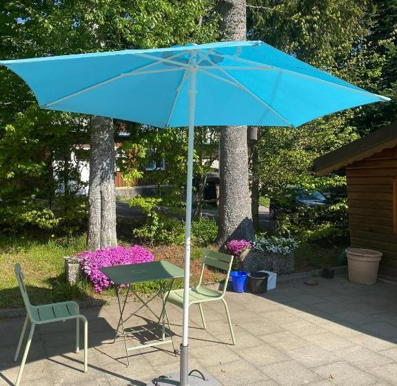 住宿加早餐  Sporthostel Rössle