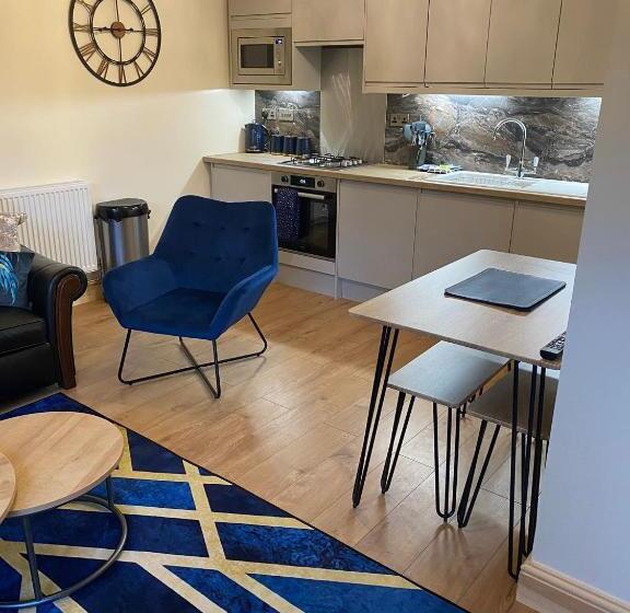 Cackle Hill Lakes, Kingfisher Lodge