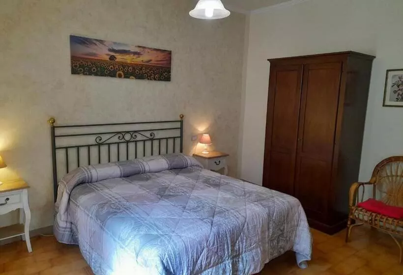 ホテル Agriturismo Casale Sant Antonio
