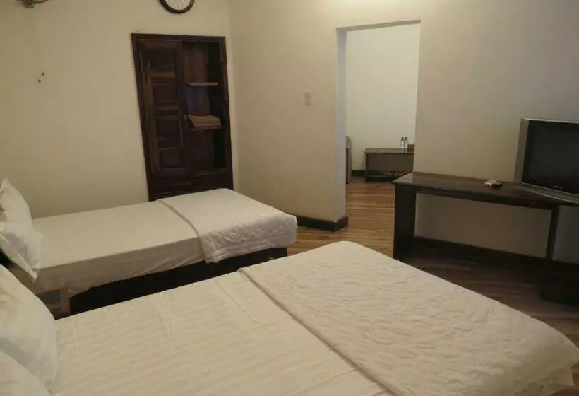 هتل Khách Sạn Hương Sen Phú Yên