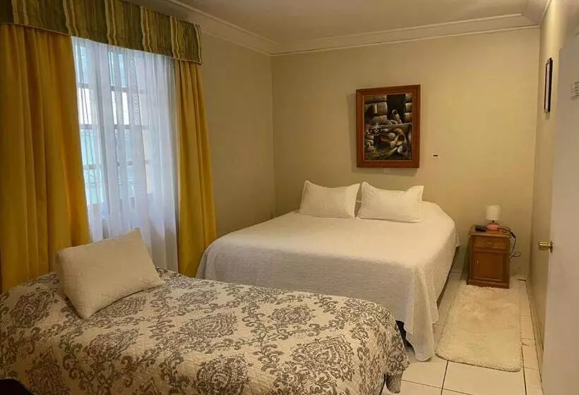 Hotelli Palermo Quintero