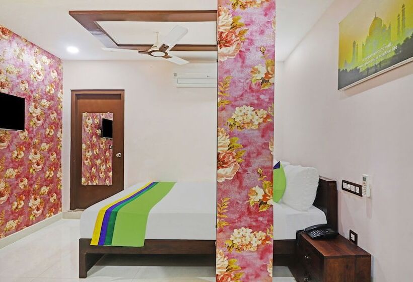 Hotel Treebo J A Royal Suites Manikonda