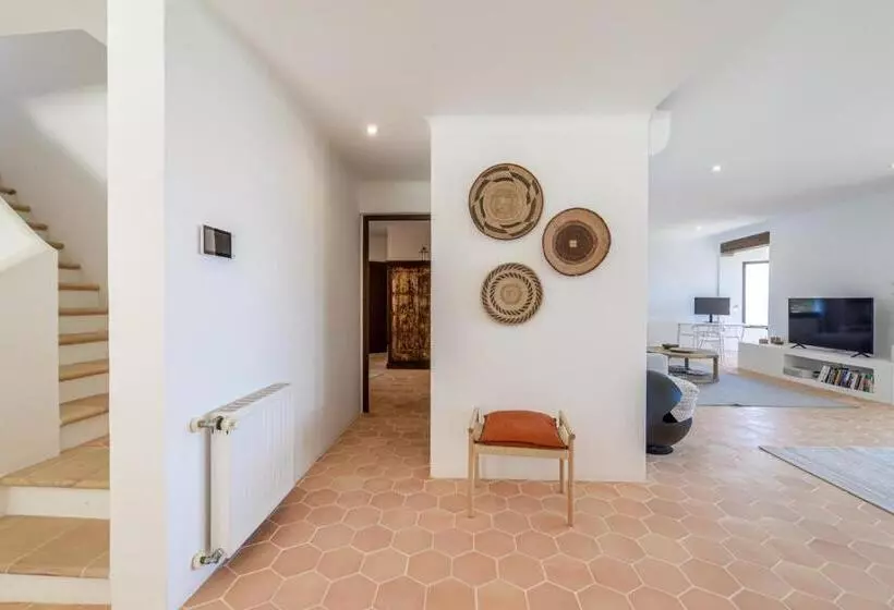 Mirador   Managed By Almarina