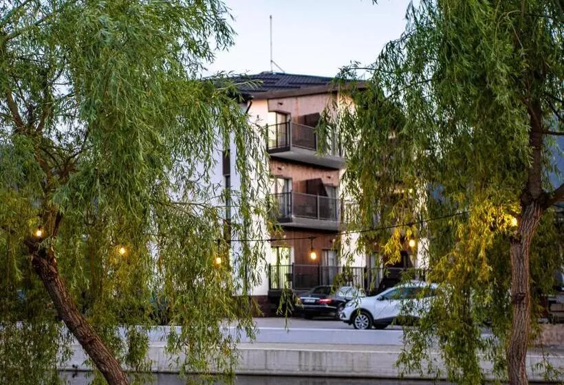 ペンション Complex Pescăresc Gura Repezii Borșa