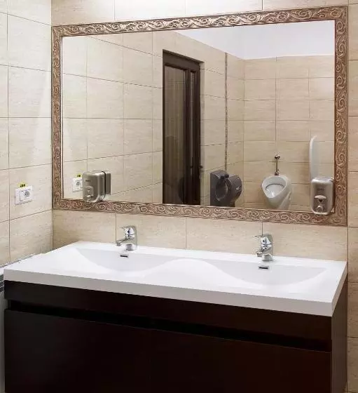 ペンション Complex Pescăresc Gura Repezii Borșa