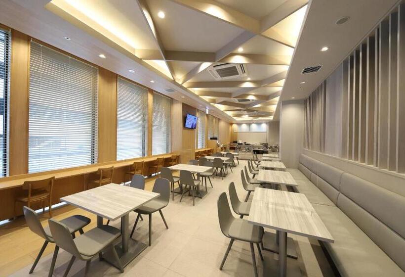 Smile Hotel Kanazawa Nishiguchi Ekimae