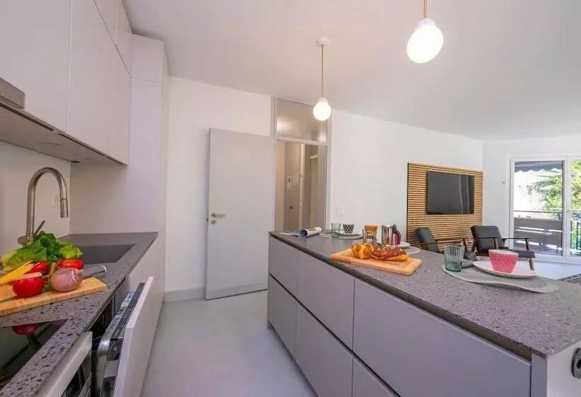 Comfort Holiday In Paradiso   Happy Rentals