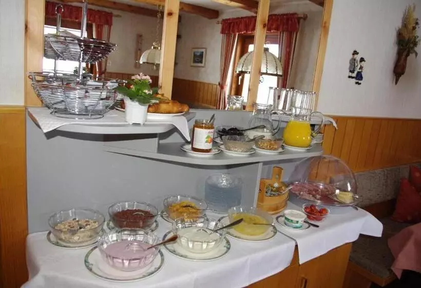 Aamiaismajoitus (B&B) Haus Toriten