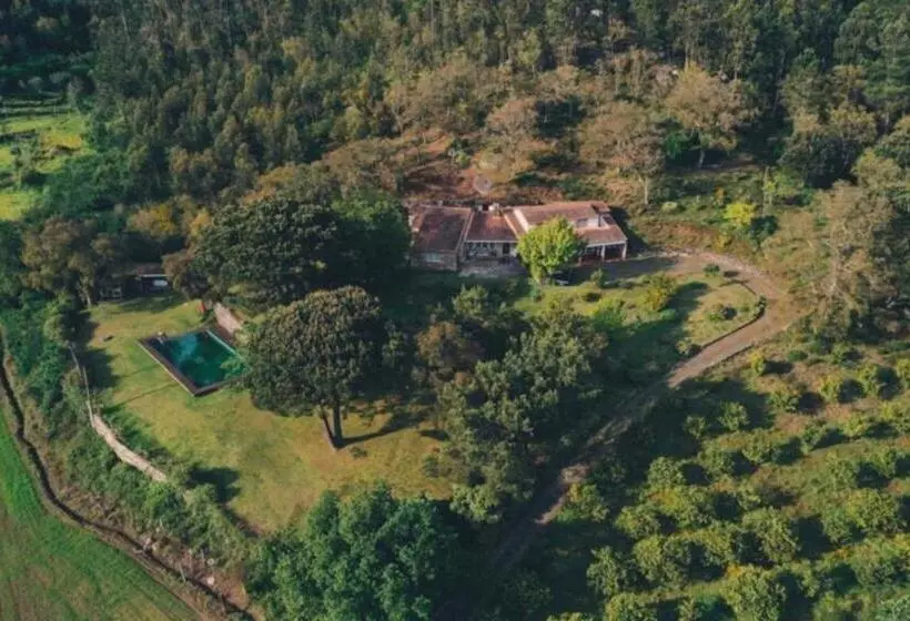 Lovely 6 Bed Cottage In Barcelos   Vila Cova