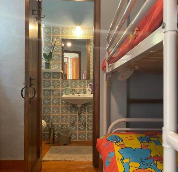 Lovely 6 Bed Cottage In Barcelos Vila Cova