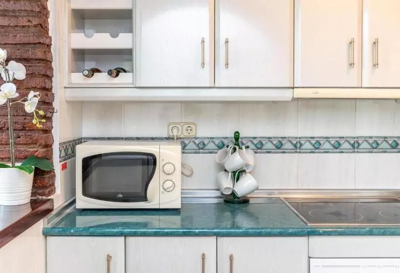 Spacious 3br In Miraflores Near All Amenities