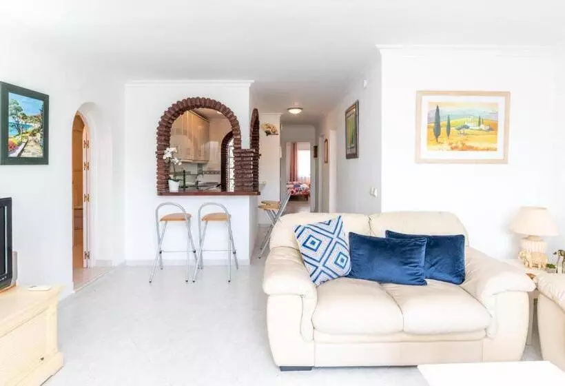 Spacious 3br In Miraflores Near All Amenities