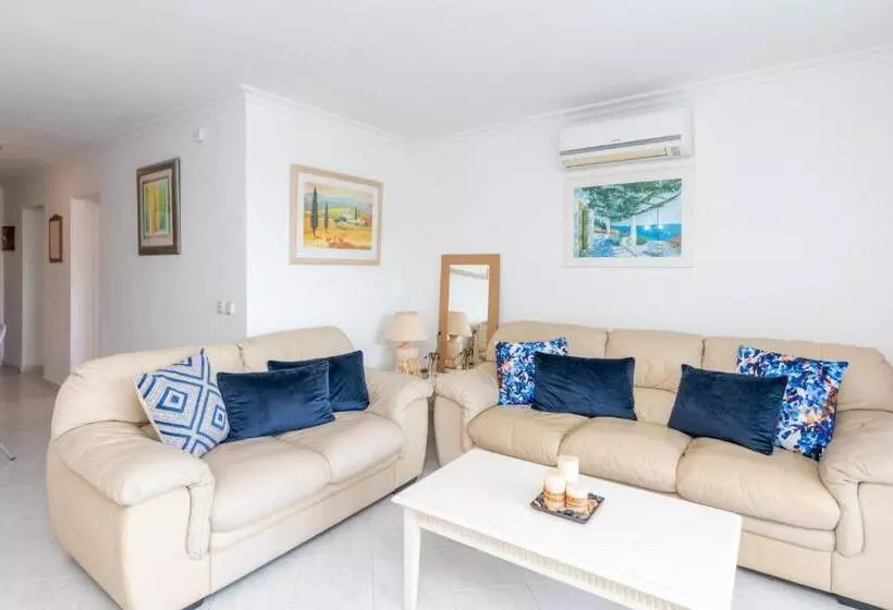 Spacious 3br In Miraflores Near All Amenities