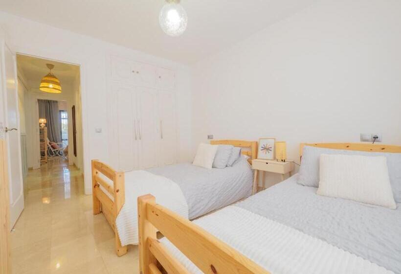 Cubo S Apartamento Las Acacias Beach