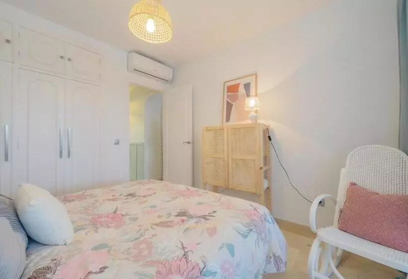 Cubo S Apartamento Las Acacias Beach