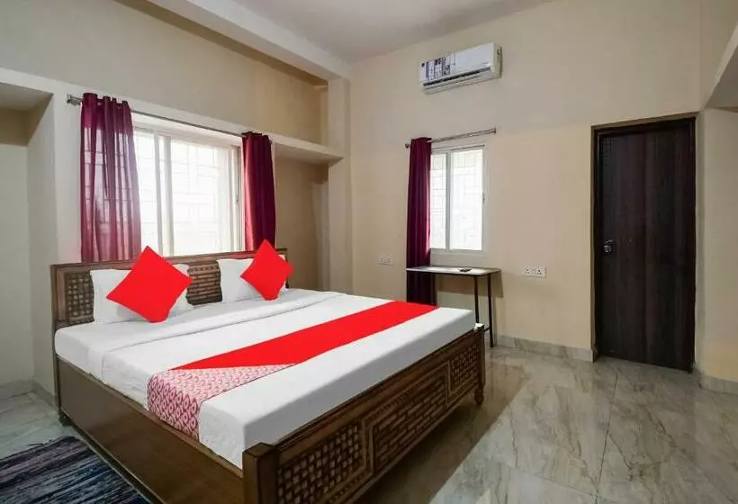 Flagship Hotel Luxury Inn