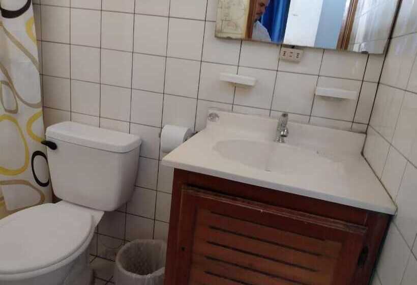 هتل Alajuela Costa Rica Airport