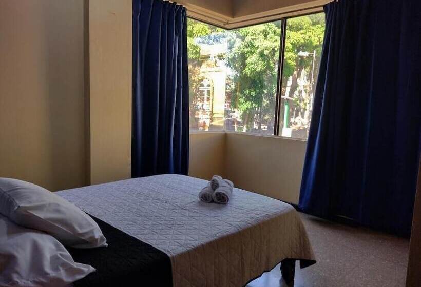 هتل Alajuela Costa Rica Airport