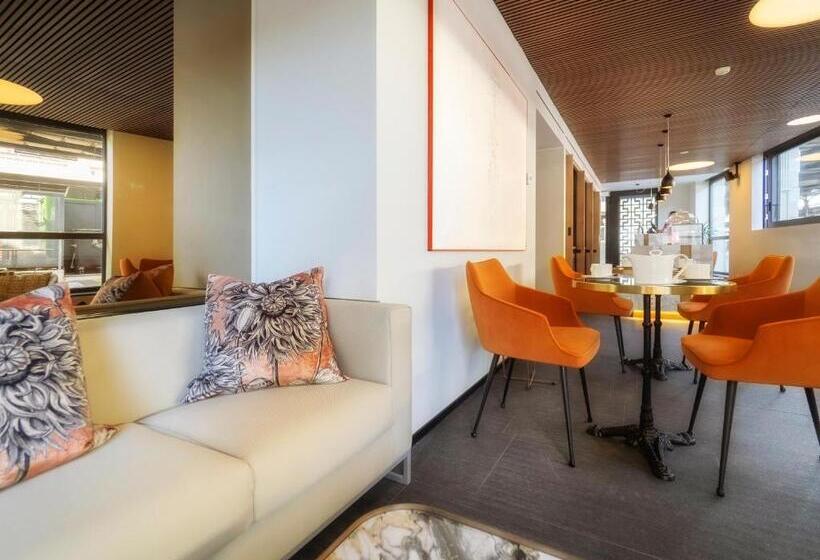 Hotel Binario 934 Smart