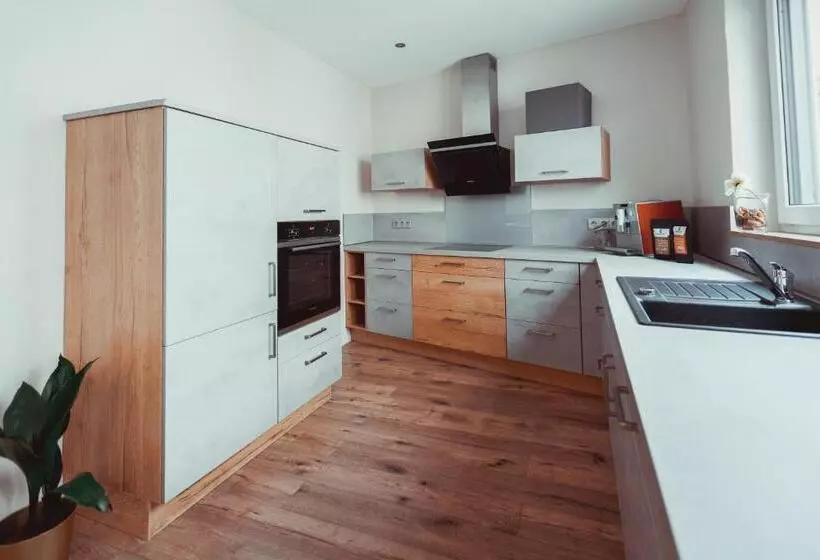 Winterangebot Mosellolodge, Luxus Ferienhaus, Dachterrasse, Netflix, Waschmaschine