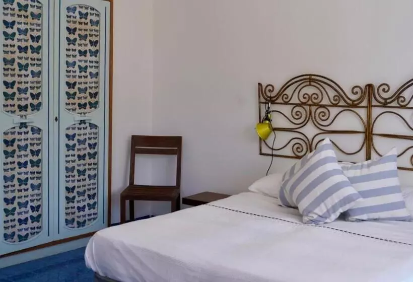 Central Two Bedrooms Capri Style By Ldv Homes