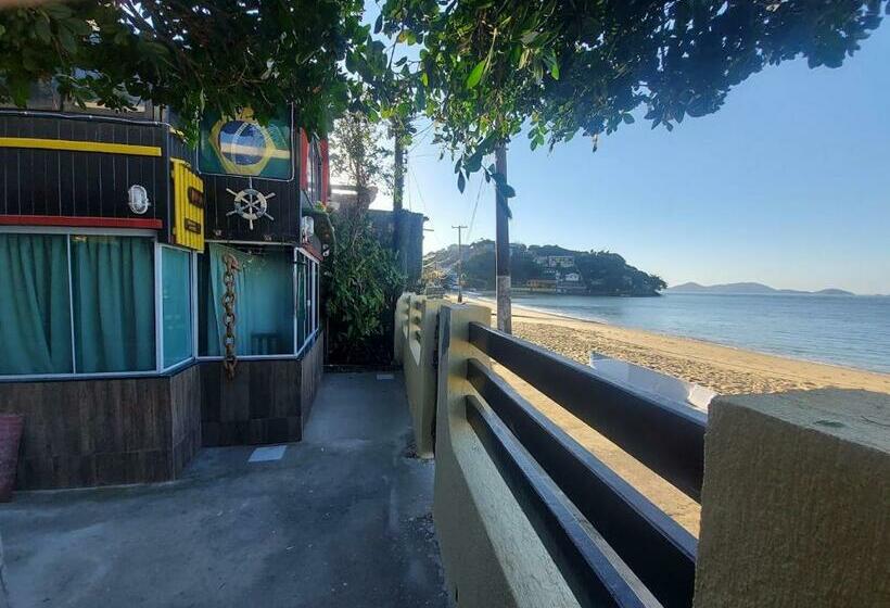 הוסטל Pousada Casa Na árvore