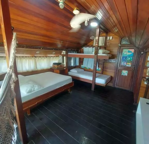 Retkeilymaja Pousada Casa Na árvore