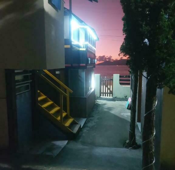 הוסטל Pousada Casa Na árvore