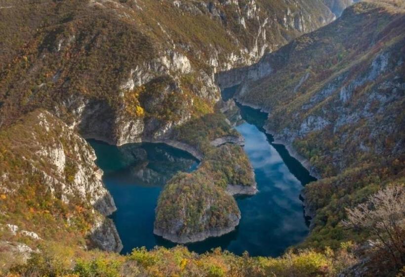 Apartment Holiday Lake Piva 2022