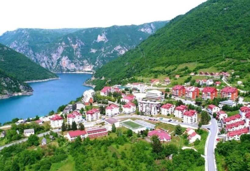 Apartment Holiday Lake Piva 2022