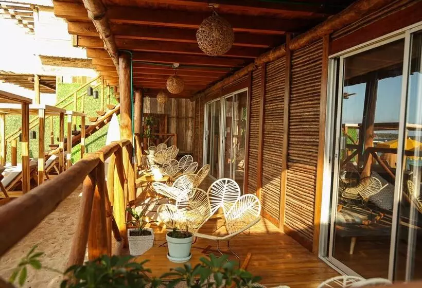 هتل Soy Local Barú