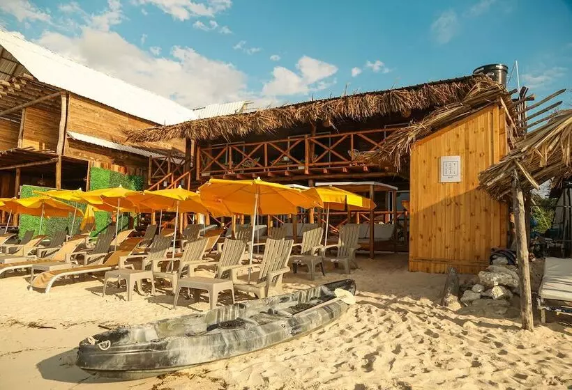 هتل Soy Local Barú