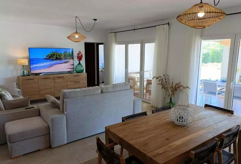 Villa Vega Relax En El Paraiso