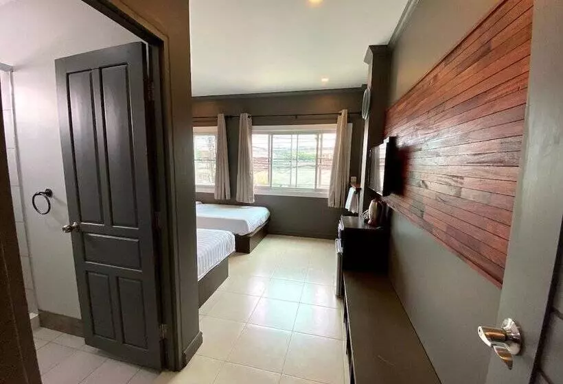 ユースホステル Patuxay Place