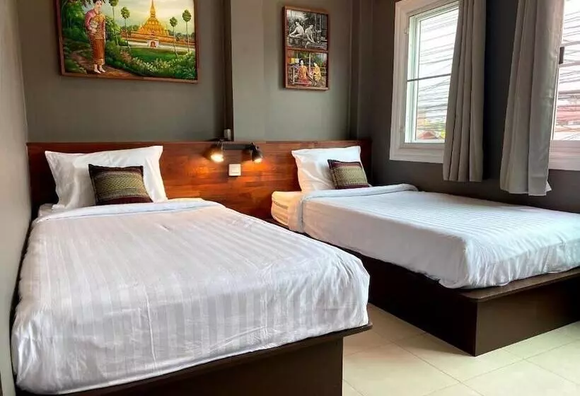 ユースホステル Patuxay Place