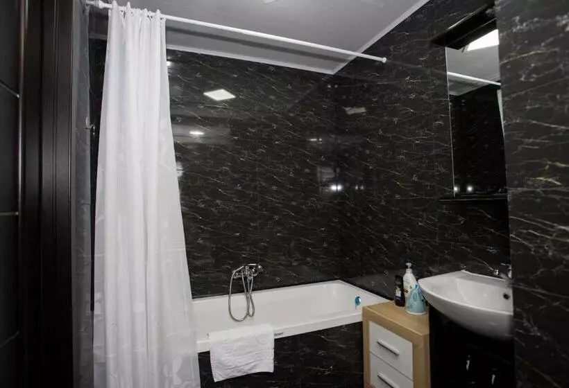 Apartament Curat Si Confortabil Str. Ismail 86 In Centrul Chisinaului