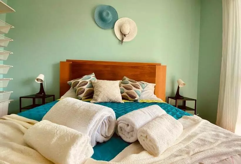 Ocean View   Baleal Beach House   Surf & Relax