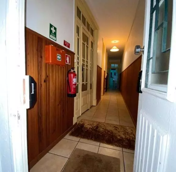 پانسیون Rota Ria Alojamento Local