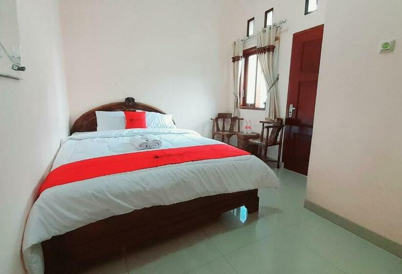 فندق Reddoorz Syariah Near Komplek Candi Arjuna Dieng 2