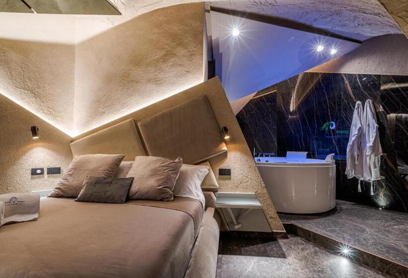 پانسیون Le Suites Del Duomo Luxury