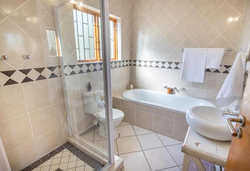 膳宿费 Mirihof Retreat And Olive Estate